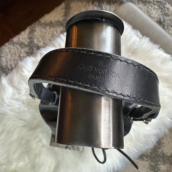 Authentic Louis Vuitton Epi Petit Noe Leather Shoulder Bag - Picture 8 of 14